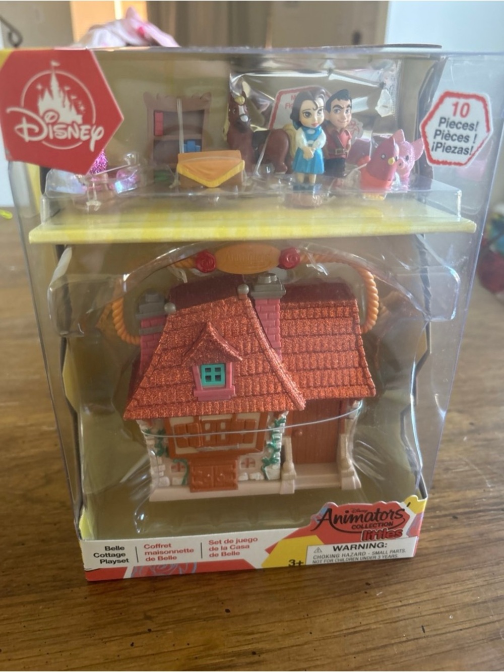 Disney  Belle Cottage Playset